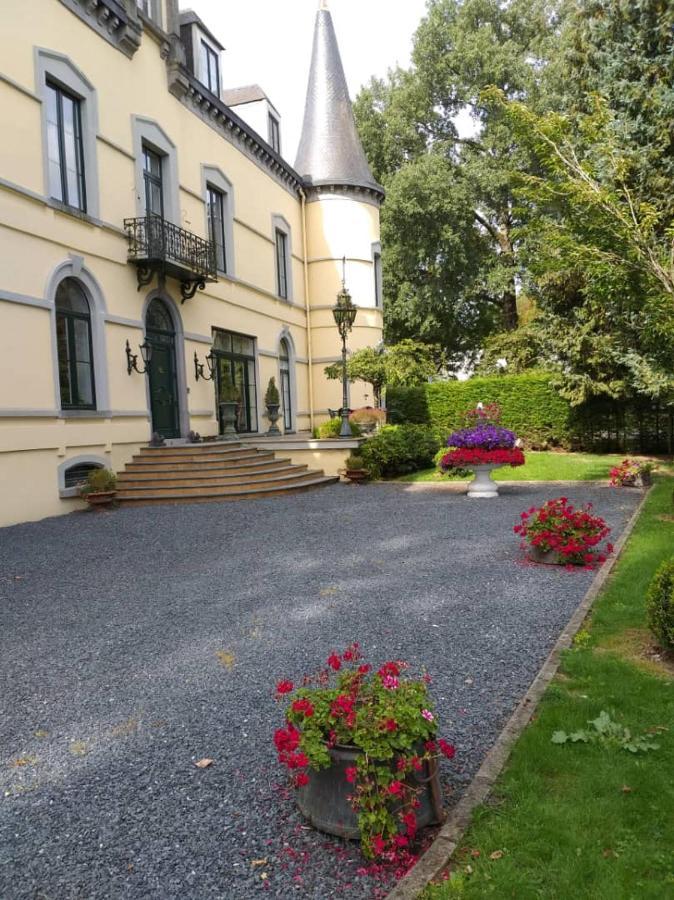 Chateau Les Tourelles Bertrix Luaran gambar